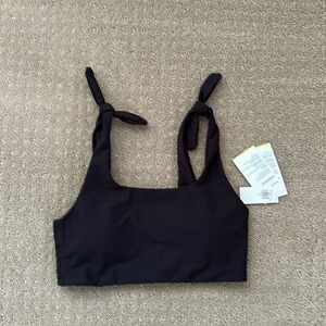 Old Navy sports bra with tye shoulders
